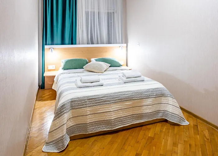 Just Another Comfy On The Main Squere. 2 Bedrooms, Own Heating, Ac Apartment Lviv