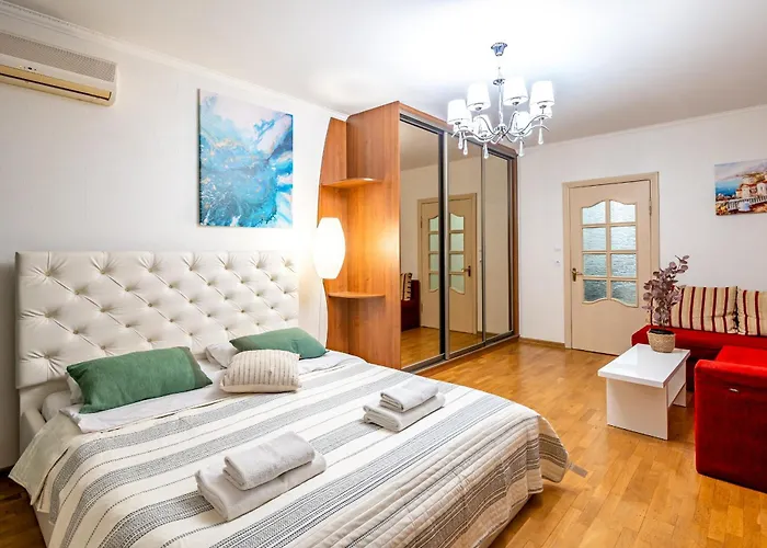 Just Another Comfy On The Main Squere. 2 Bedrooms, Own Heating, Ac